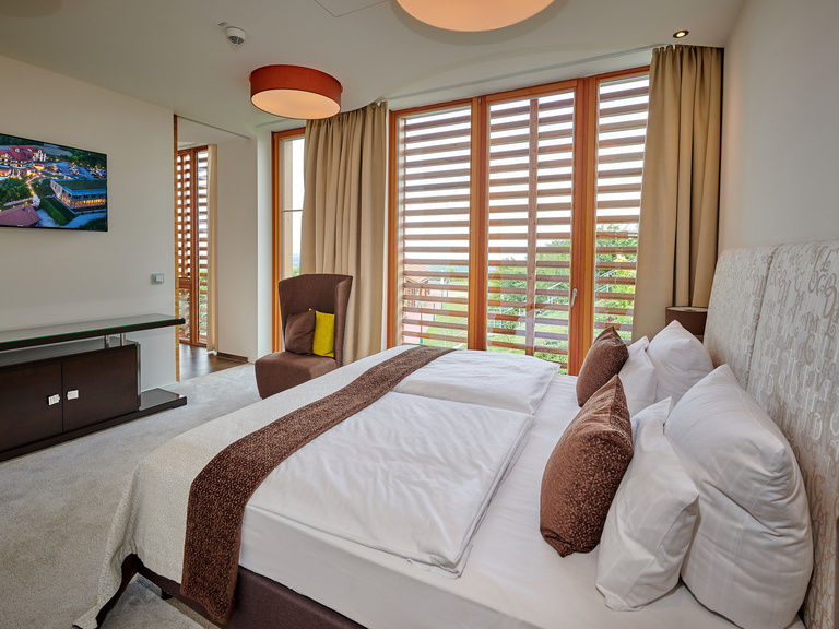 Eck Suite mit Blick zum Fenster