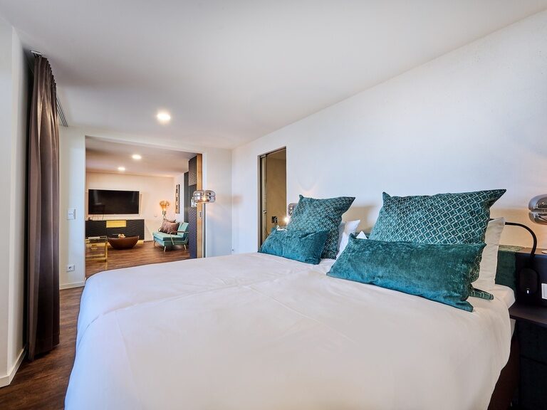 Schlafzimmer der Hideaway Suite im Hotel Der Birkenhof